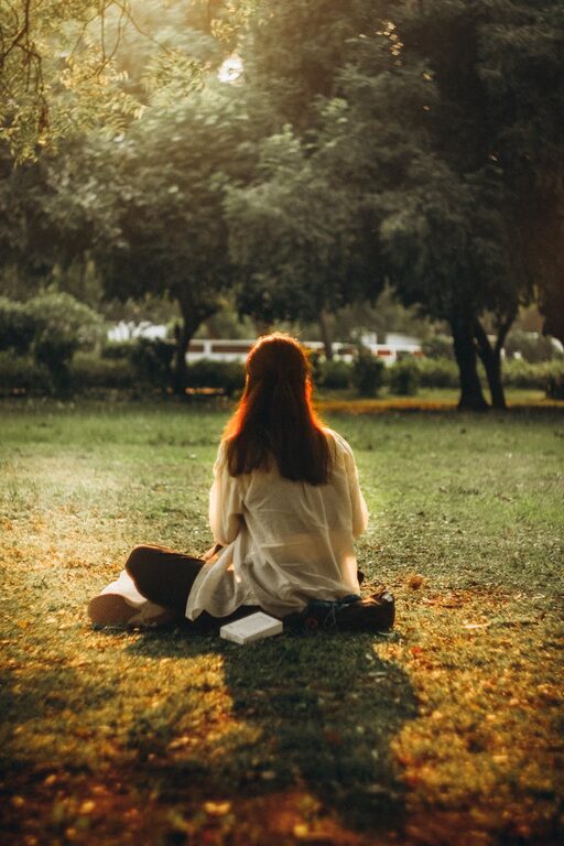 Mindful Breaks You Can Take in Five Minutes to Boost Your Day